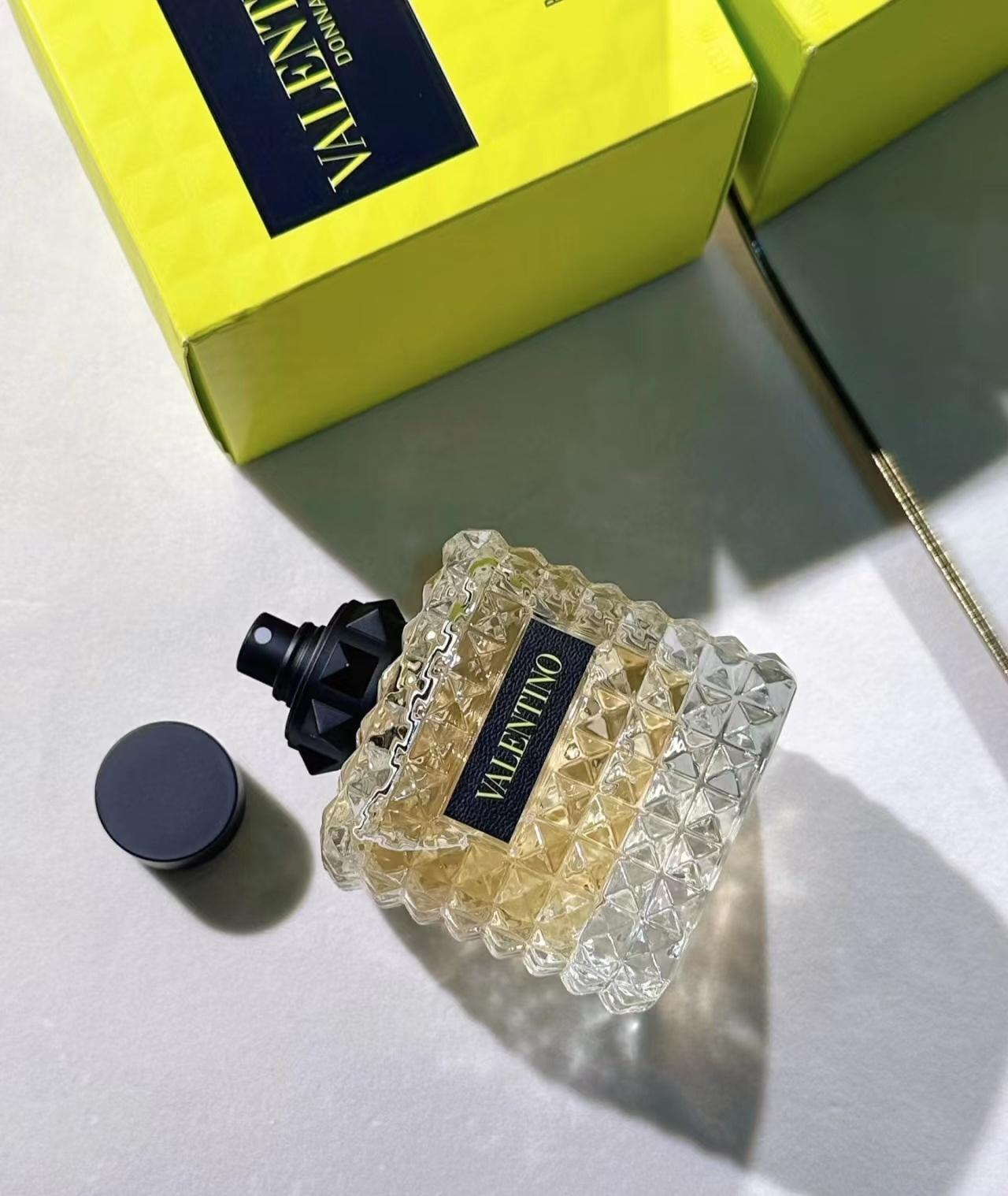 Valentino Donna born in Roma Yellow Dream edp 100ml