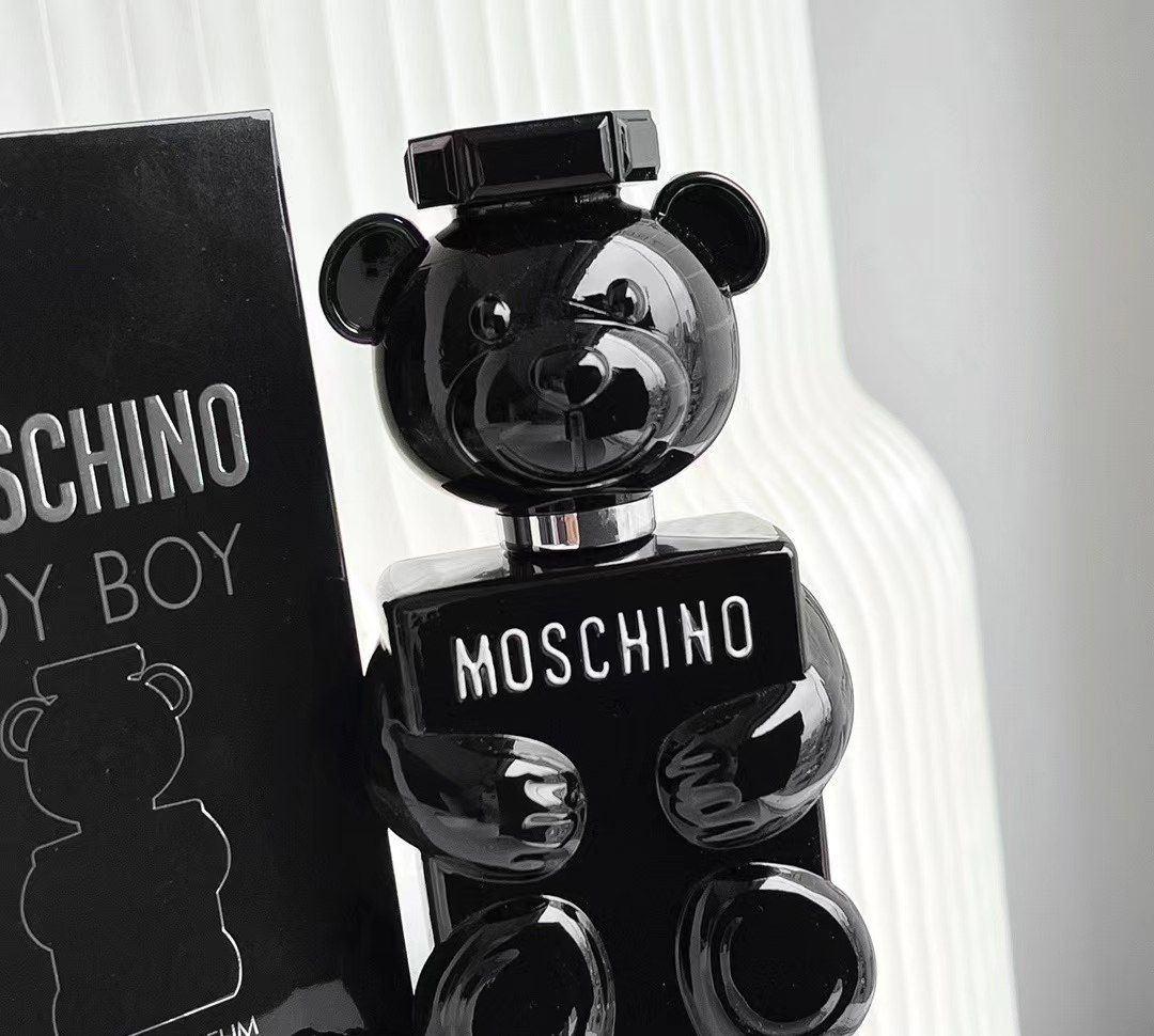 Mochino Toy Boy edp 100ml
