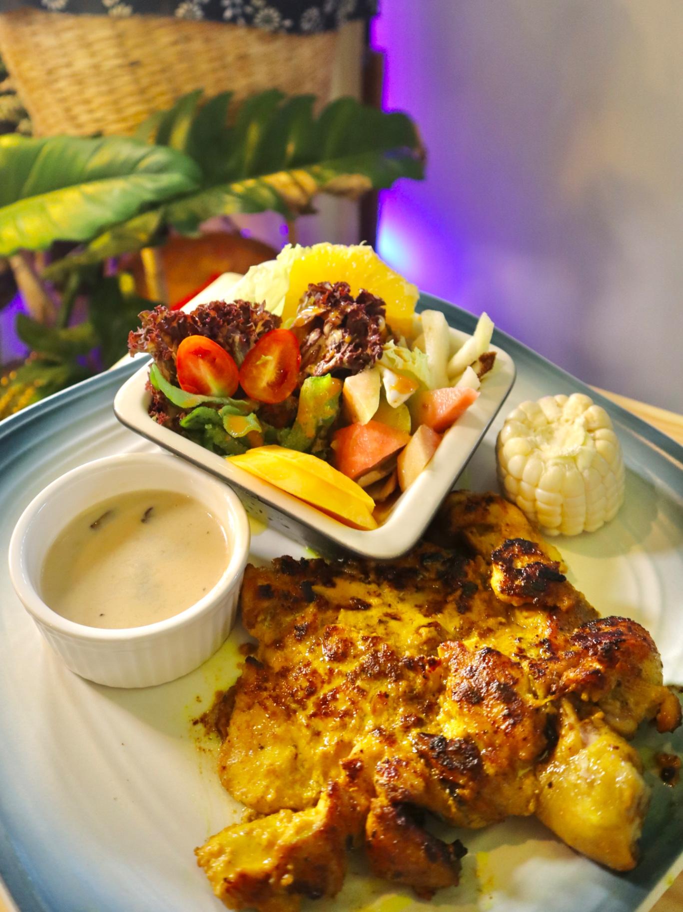 WF03 Nyonya Grilled Chicken 娘惹奶香烤鸡