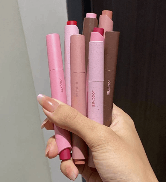 酵色新品粉雾口红笔