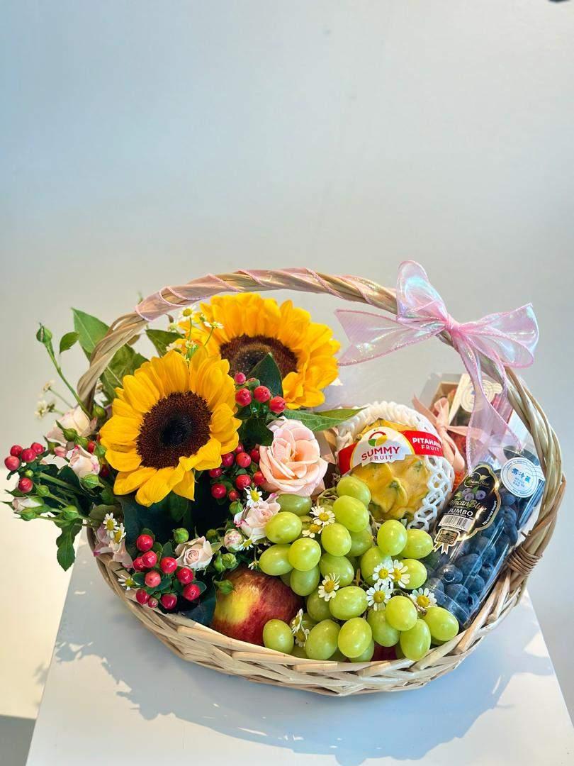 Harvest Premium Fruit Basket