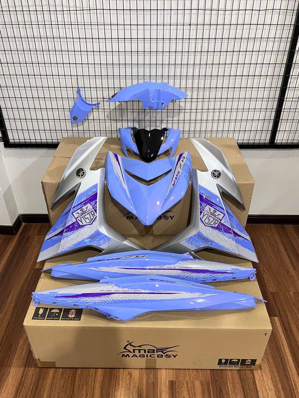 Y15 Silver/Baby Blue Body Cover Racing (2410826)