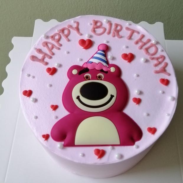Strawberry Bear Cake(5 inch)