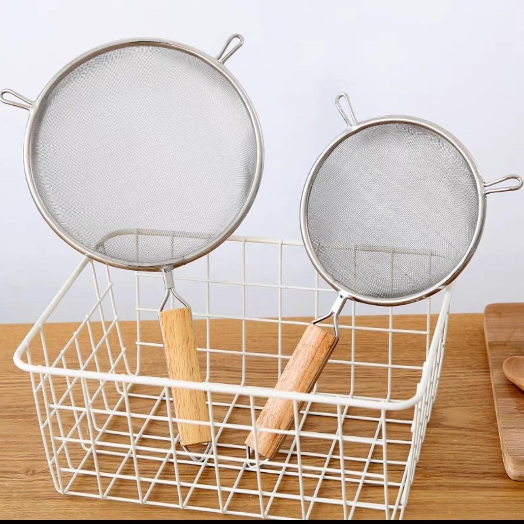 stainless steel Strainer with Wood Handle 14cm//木手柄面粉筛 14cm