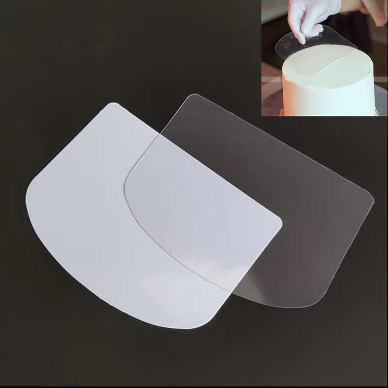 Scraper Dough/cake Semi Circle 11.8x9.4cm //蛋糕或面团刮板 半圆形 11.8x9.4cm