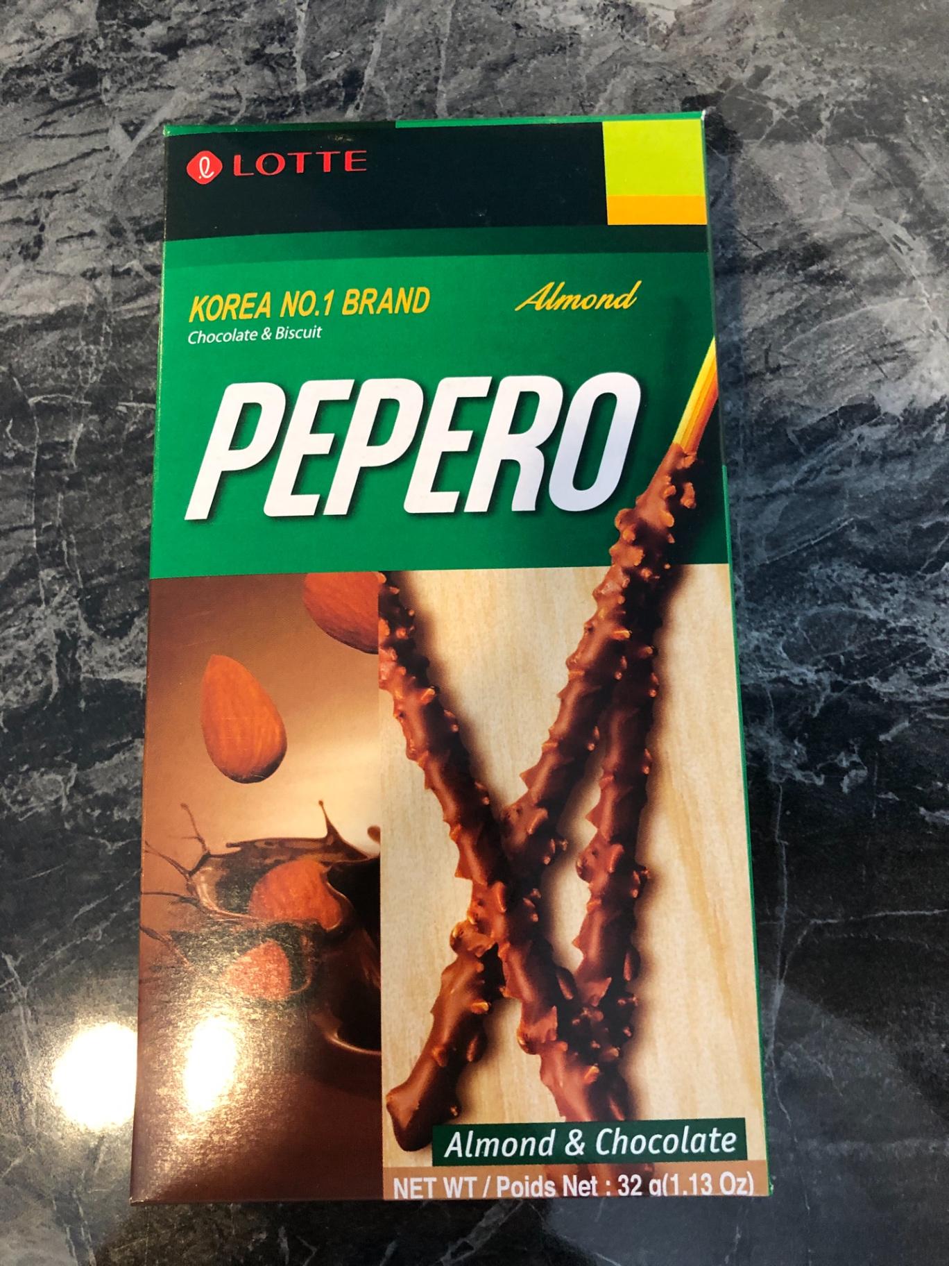 Almond Pepero 32g