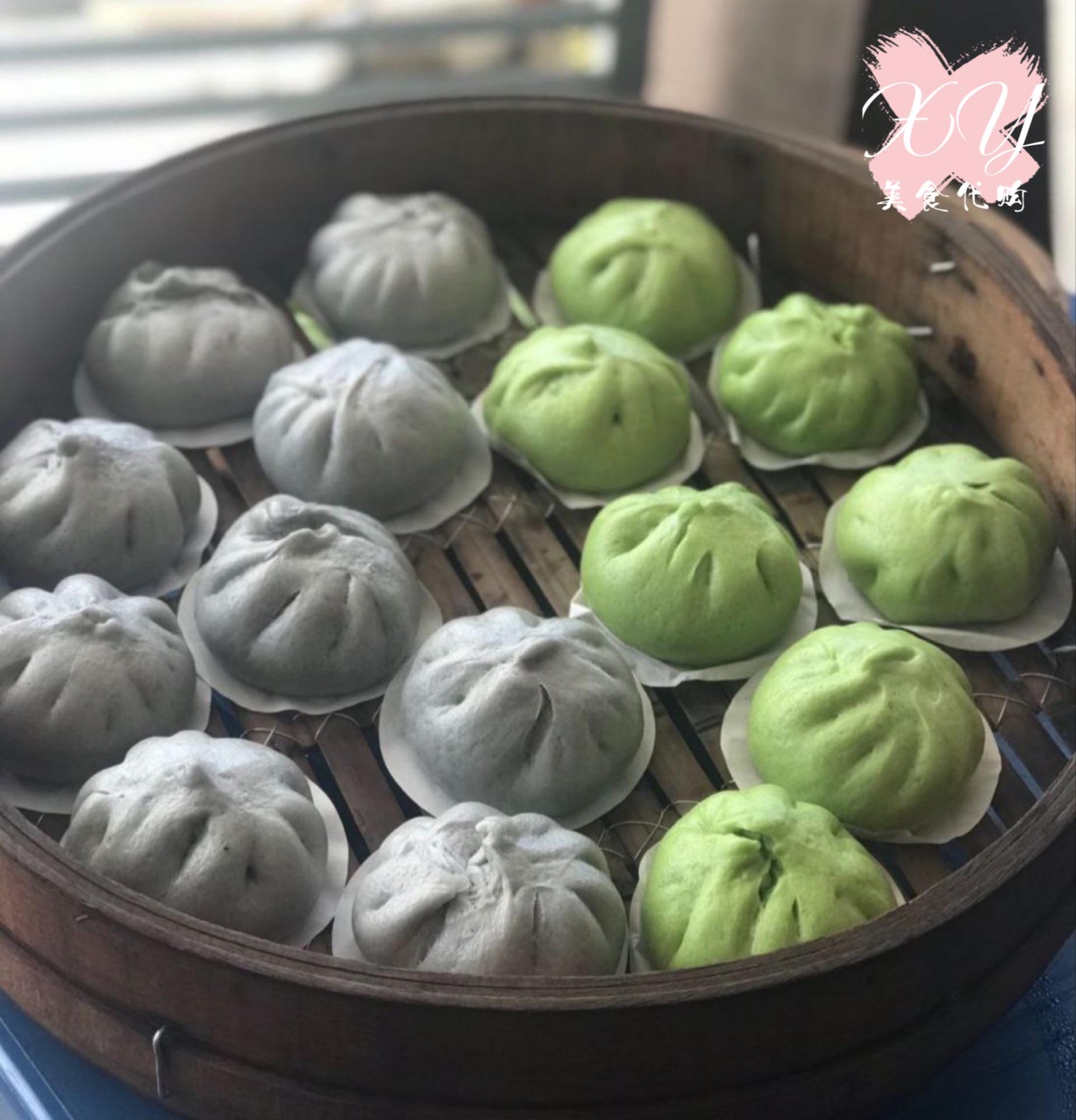 竹炭芝麻花生包+抹茶红豆沙包