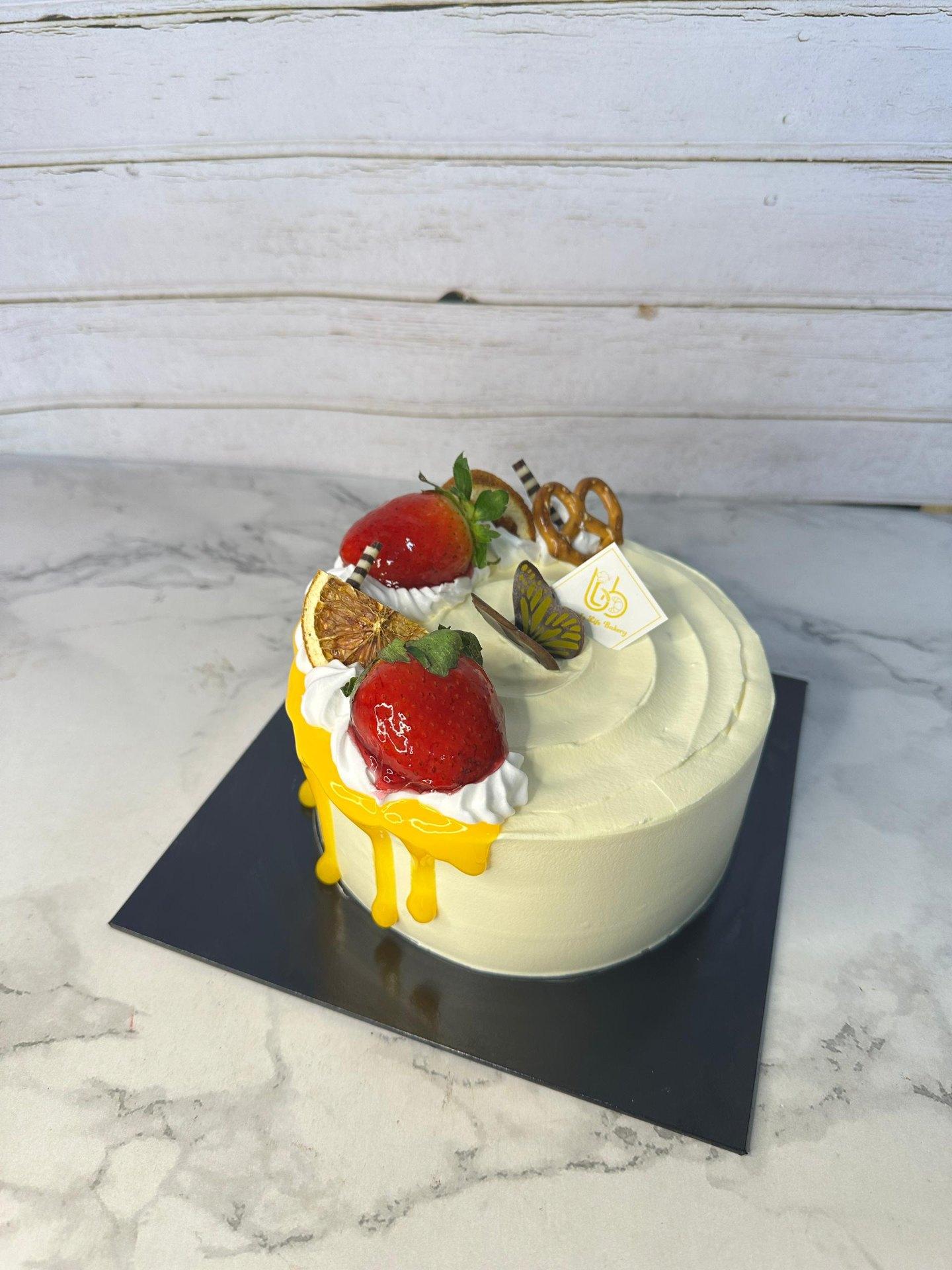 Mango Mousse Cake 芒果慕斯蛋糕